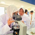 Demi Keselamatan Pasien, Siswa Farmasi SMK Muhammadiyah 3 Purwokerto Asah Ketelitian