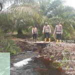 Antisipasi Karhutla, Polsek Kubu Lakukan Pengecekan Sekat Kanal di Kawasan Sungai Segajah