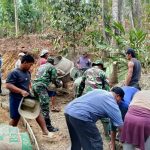 Gotong Royong TNI dan Warga, Wujud Kebersamaan dalam Bakti TNI AD di Banyumas